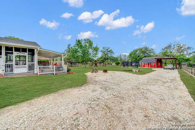 Image 23 of 36 For 1253 Hillside Oaks
