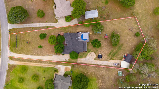 Image 31 of 36 For 1253 Hillside Oaks