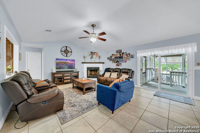 Image 6 of 36 For 1253 Hillside Oaks