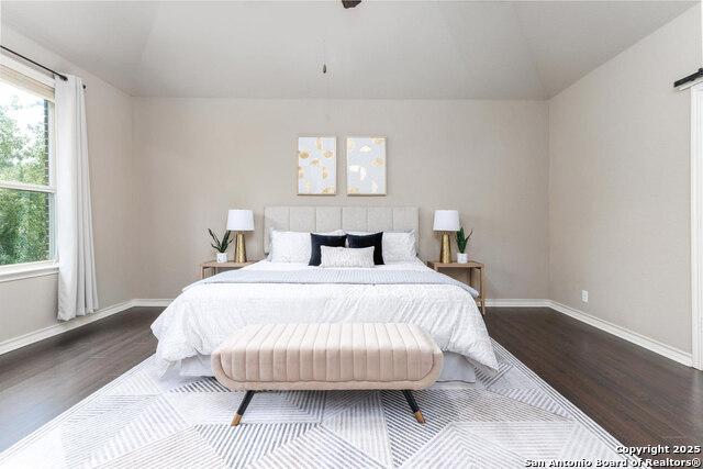 Listing photo id 14 for 25555 Sioux Springs