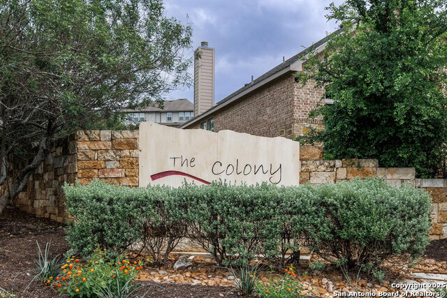 Listing photo id 31 for 25555 Sioux Springs