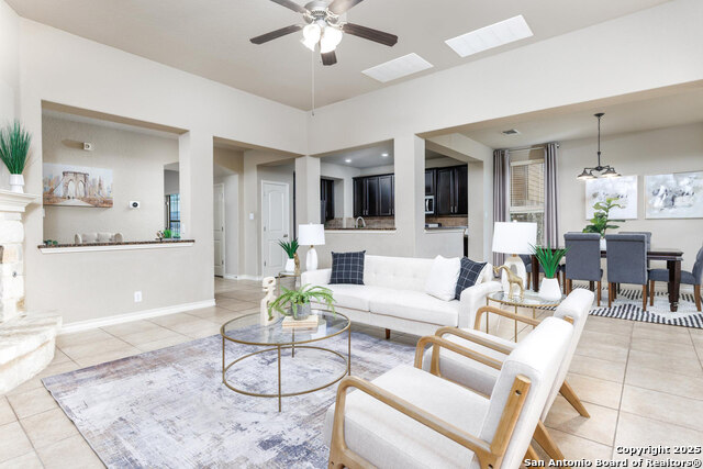 Listing photo id 5 for 25555 Sioux Springs