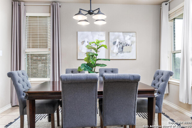 Listing photo id 6 for 25555 Sioux Springs