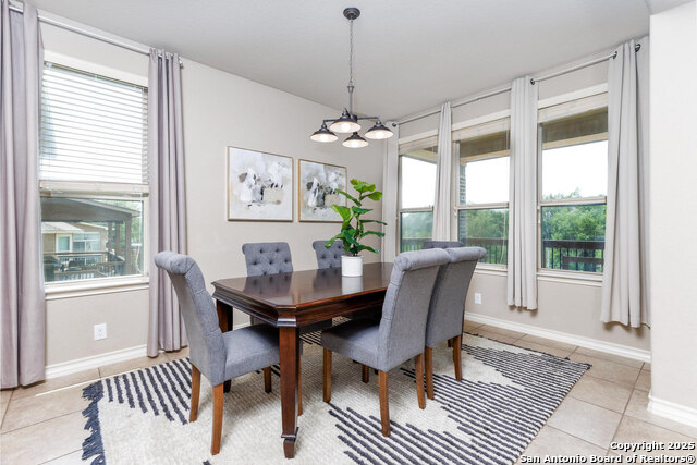 Listing photo id 7 for 25555 Sioux Springs