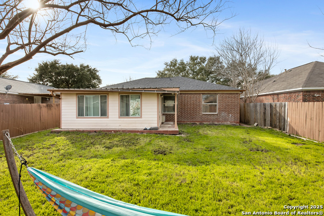 Listing photo id 22 for 4722 Crystal Farm