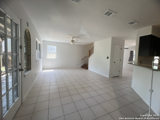 Image 6 of 26 For 568 Lake Forest
