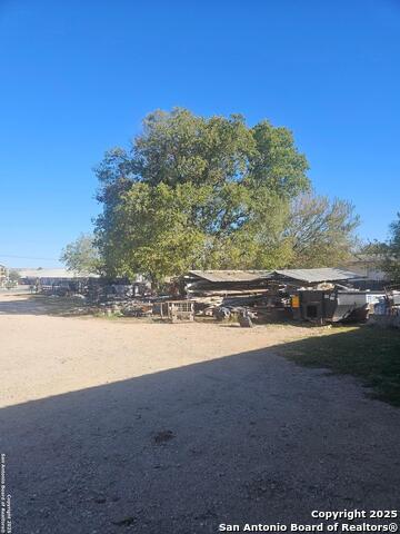 Listing photo id 15 for 4778 Old Highway 81