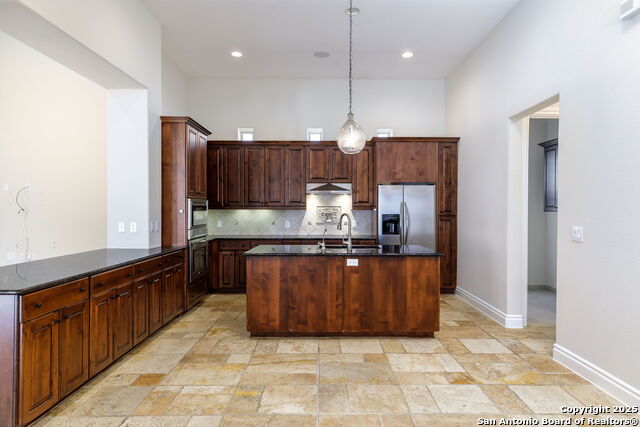 Image 25 of 35 For 22310 Iso Rivolta Ln
