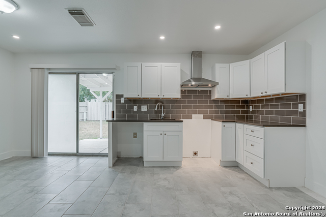 Image 14 of 36 For 9958 Panther Bay