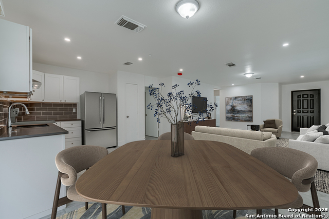 Image 16 of 36 For 9958 Panther Bay