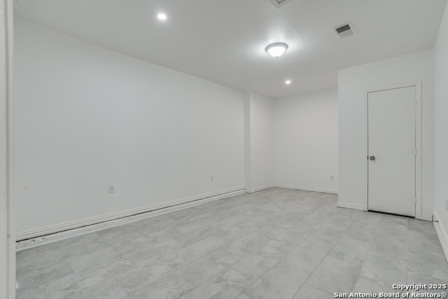 Image 29 of 36 For 9958 Panther Bay