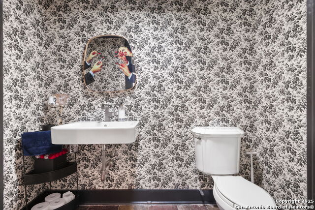 Listing photo id 26 for 204 Parklane