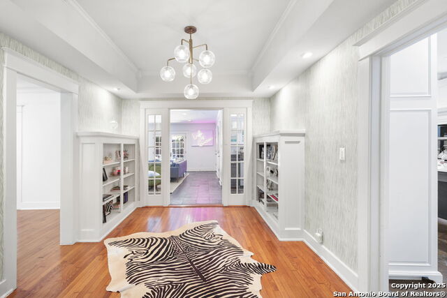 Listing photo id 7 for 204 Parklane