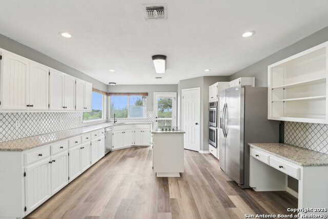 Image 15 of 67 For 27708 Ramblewood St
