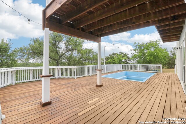 Image 40 of 67 For 27708 Ramblewood St