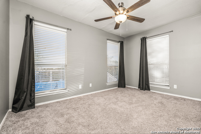 Image 43 of 67 For 27708 Ramblewood St