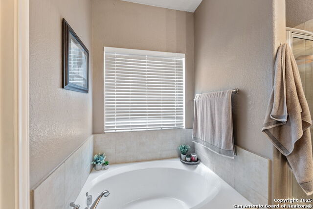 Image 17 of 29 For 13927 Tramonto Hill