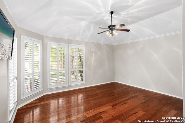 Image 16 of 44 For 18839 Agin Court