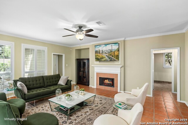 Image 25 of 44 For 18839 Agin Court
