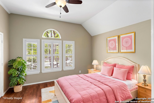 Image 31 of 44 For 18839 Agin Court