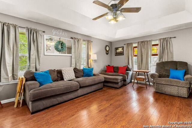 Image 3 of 16 For 1567 Kimberly Dawn