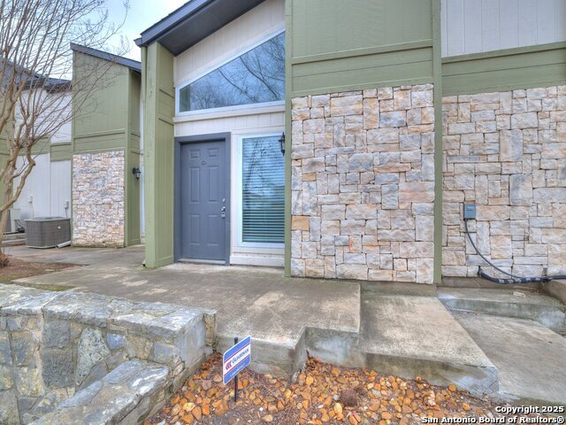 Image 2 of 41 For 100 Lorenz Rd.  1504