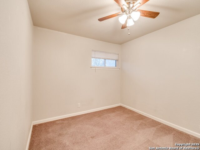 Image 25 of 41 For 100 Lorenz Rd.  1504