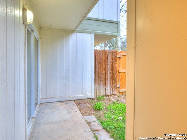 Image 40 of 41 For 100 Lorenz Rd.  1504