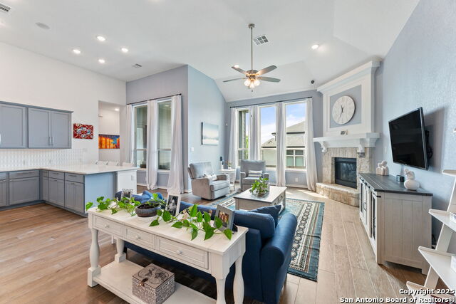 Listing photo id 19 for 12026 Bailey Hills