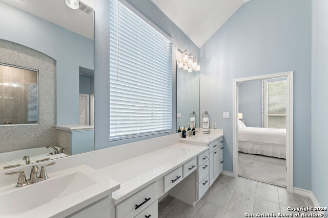 Listing photo id 26 for 12026 Bailey Hills