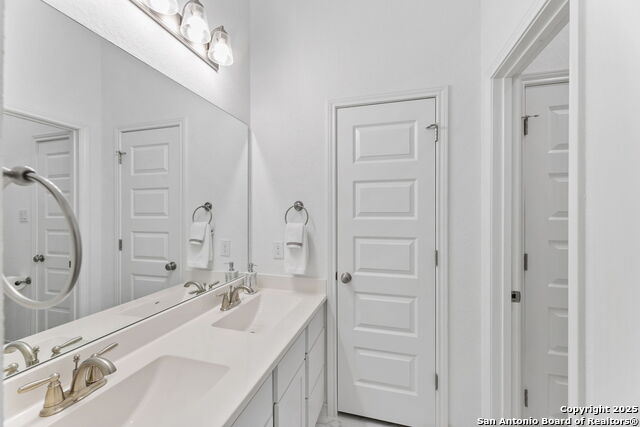 Listing photo id 30 for 12026 Bailey Hills