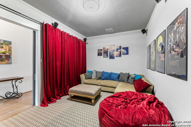 Listing photo id 35 for 12026 Bailey Hills