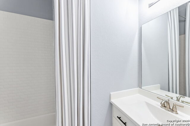Listing photo id 40 for 12026 Bailey Hills