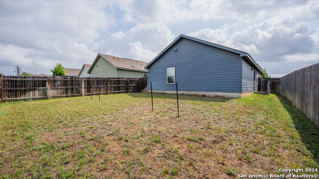 Image 22 of 24 For 12923 Links Bch