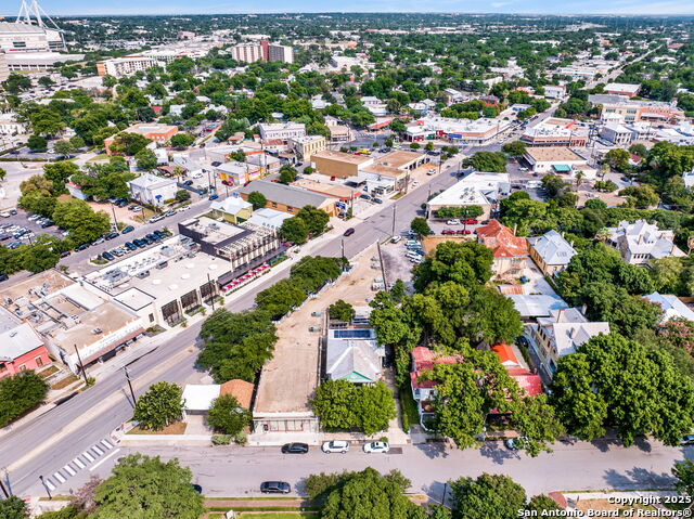 Image 45 of 46 For 112 King William