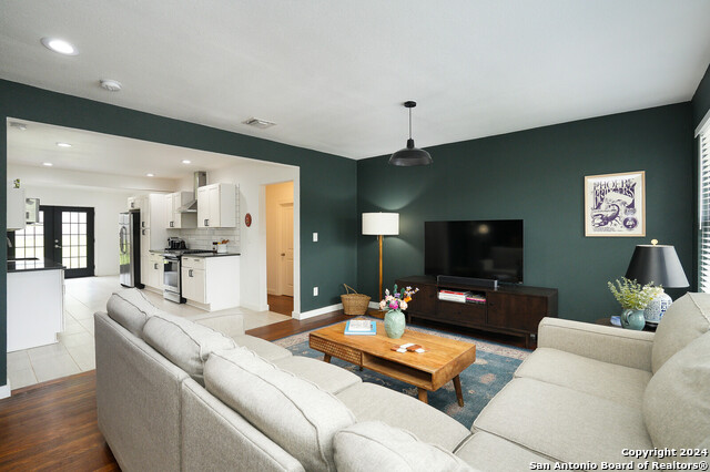 Image 10 of 29 For 712 Rittiman