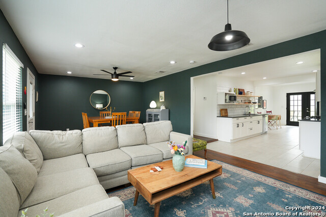 Image 8 of 29 For 712 Rittiman