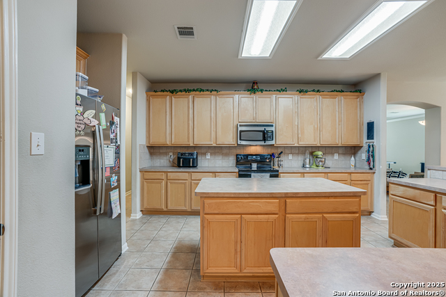 Image 12 of 45 For 8742 Stoney Brook