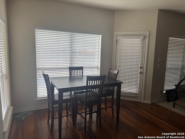 Listing photo id 14 for 1530 Pheasant Rdg