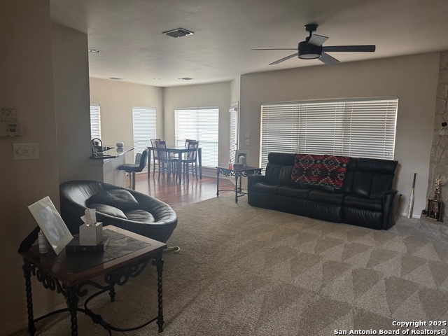 Listing photo id 2 for 1530 Pheasant Rdg