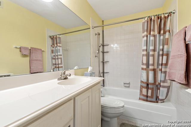 Image 10 of 13 For 8401 New Braunfels N 201