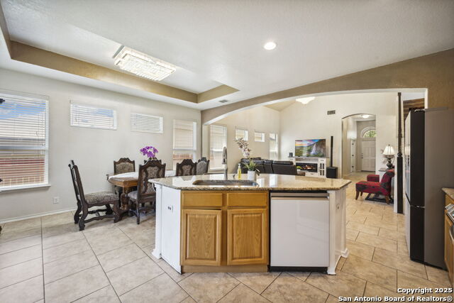Image 16 of 34 For 9114 Quihi Way