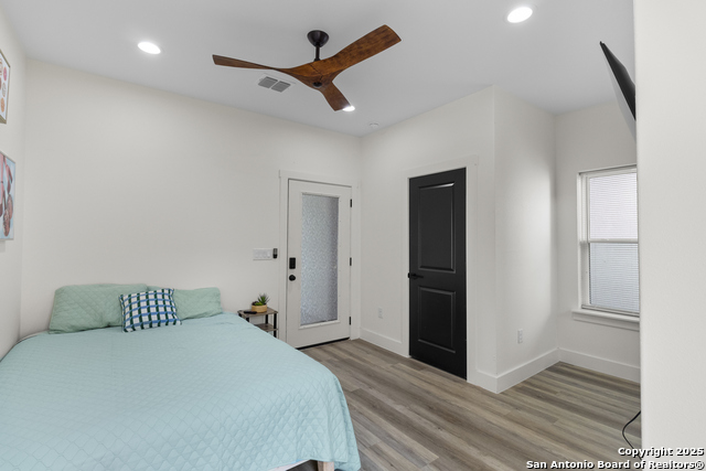 Listing photo id 8 for 134 Lachapelle E
