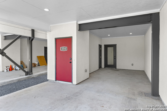 Listing photo id 0 for 134 Lachapelle E