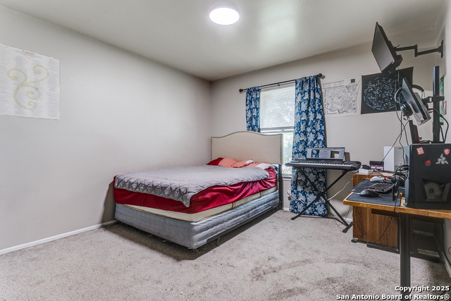 Image 15 of 25 For 6835 Spring Hurst