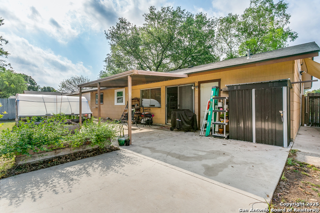 Image 24 of 25 For 6835 Spring Hurst