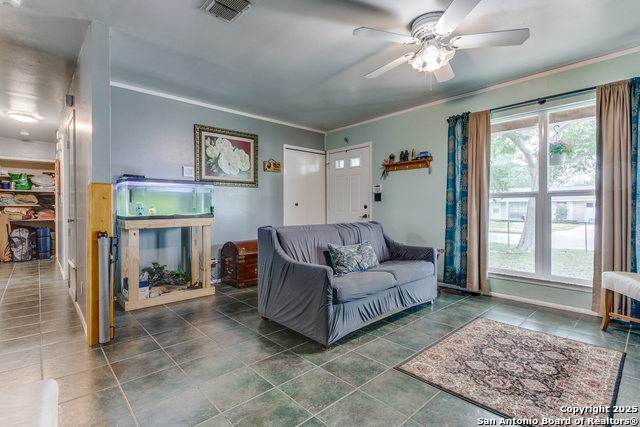 Image 6 of 25 For 6835 Spring Hurst