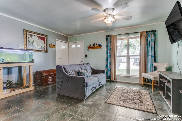 Image 7 of 25 For 6835 Spring Hurst
