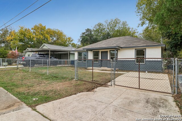 Image 6 of 55 For 228 Quinta  