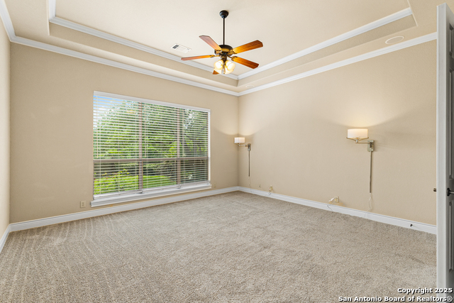 Image 18 of 33 For 25011 Fairway Springs